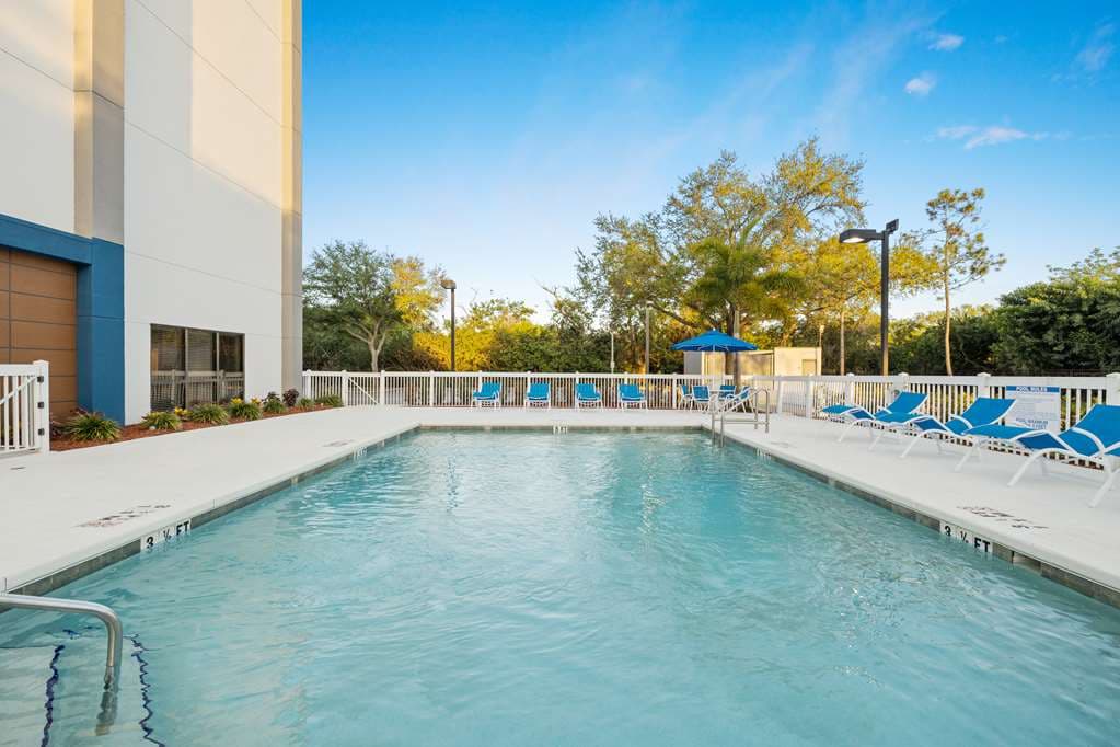 Hampton Inn Tampa-Veterans Expwy — photograph 3
