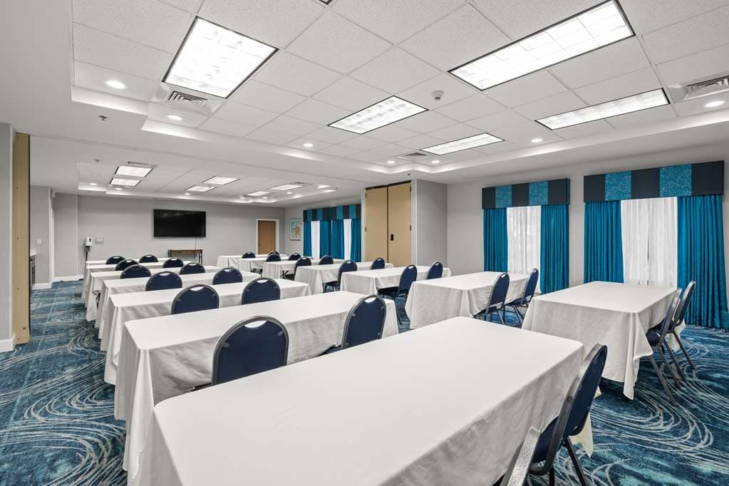 Hampton Inn Tampa-Veterans Expwy — photograph 5