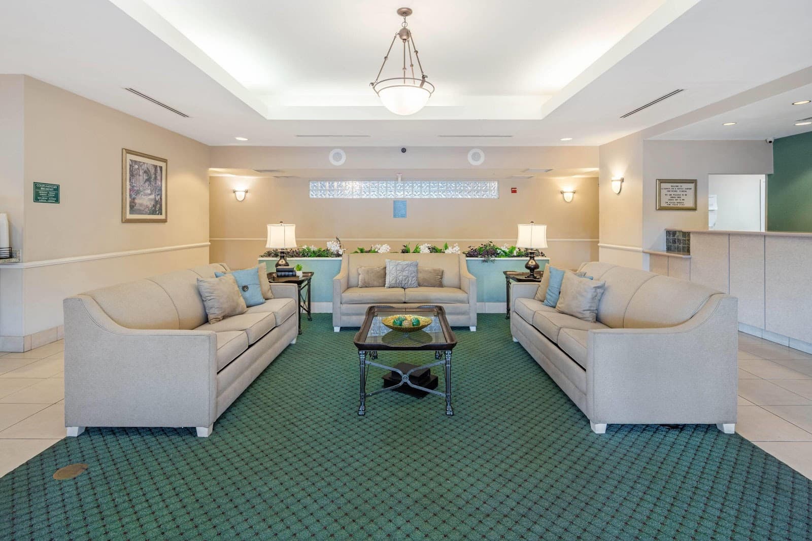 La Quinta Inn & Suites Fort Myers — photograph 6